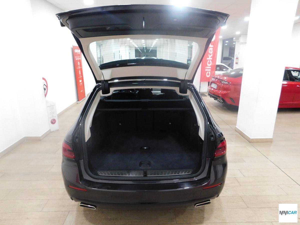 BMW - Serie 5 Touring - 520d 48V xDrive Business aut.