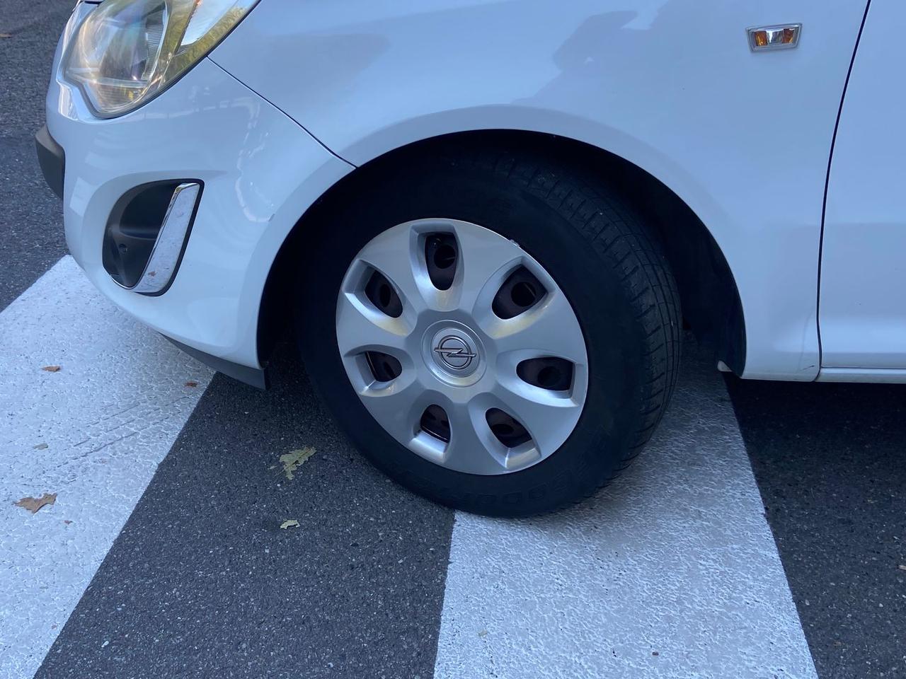 Opel Corsa Edition 1.2 Eco FLEX #11856