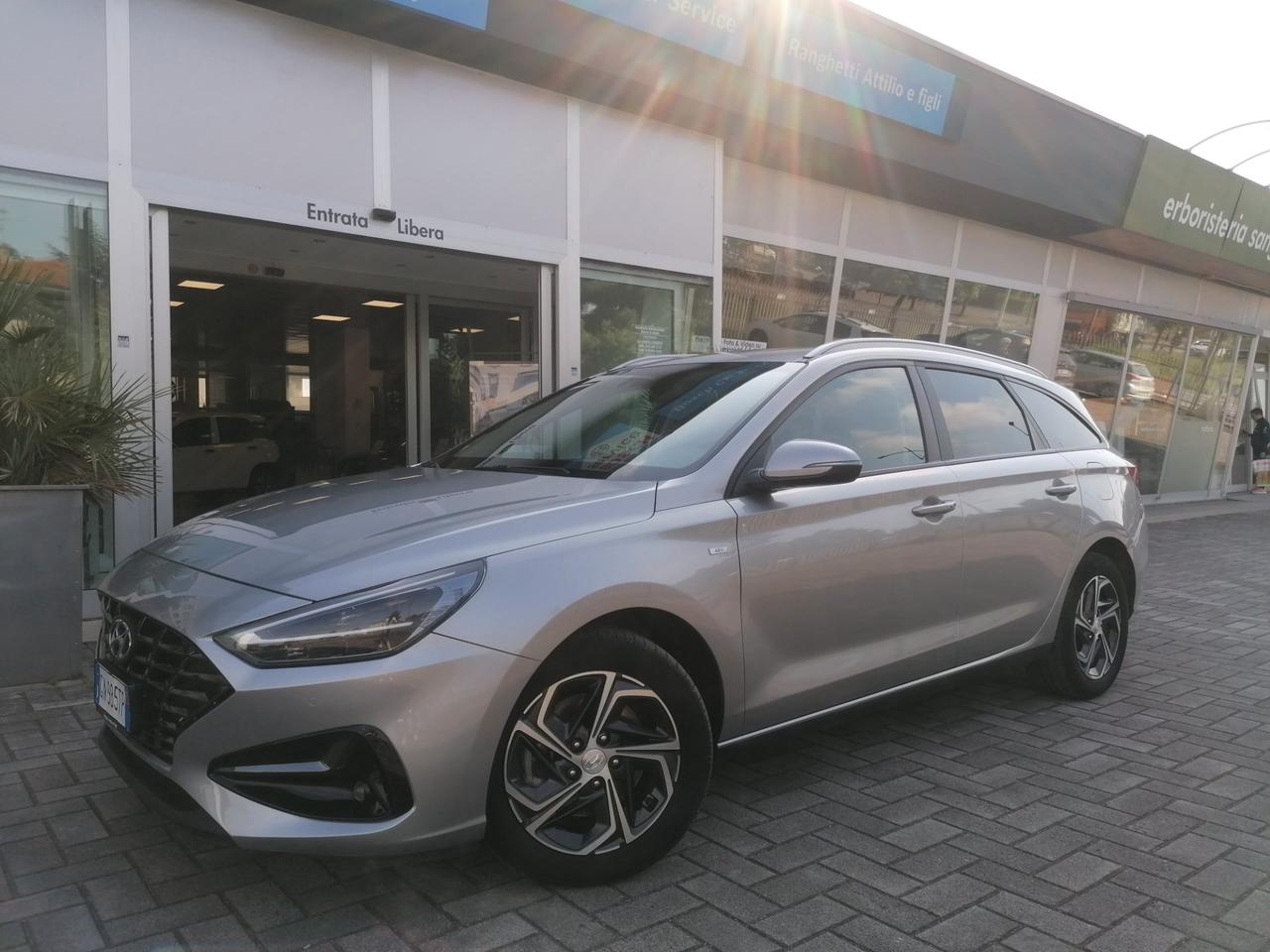 Hyundai i30 Wagon 1.0 t-gdi 48V CarPlay / AndroidAuto Fari LED