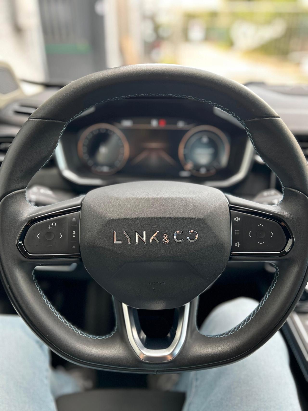 Lynk&co 01 HEV