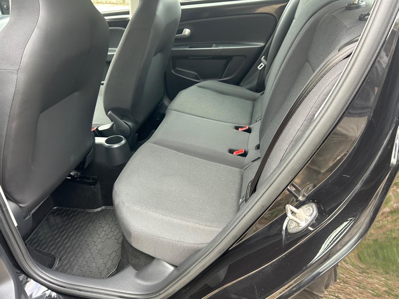 Volkswagen up! 1.0 5p. take