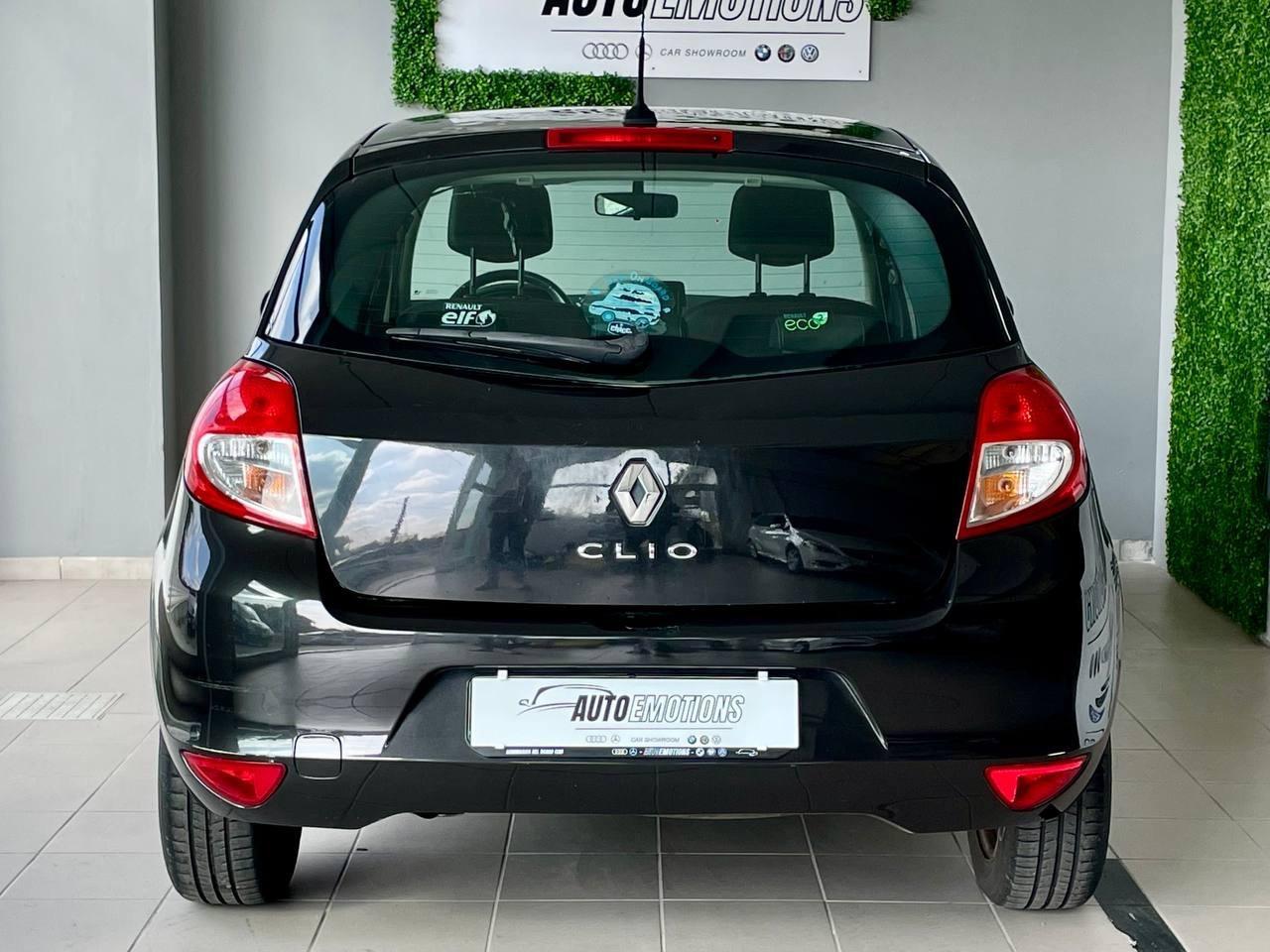 Renault Clio Euro 5 - Carrozzeria Grandinata