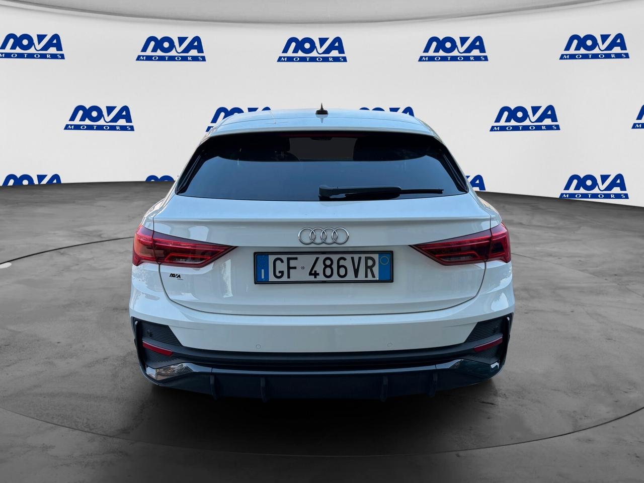 Audi Q3 SPB 45 TFSI e S tronic Business Plus