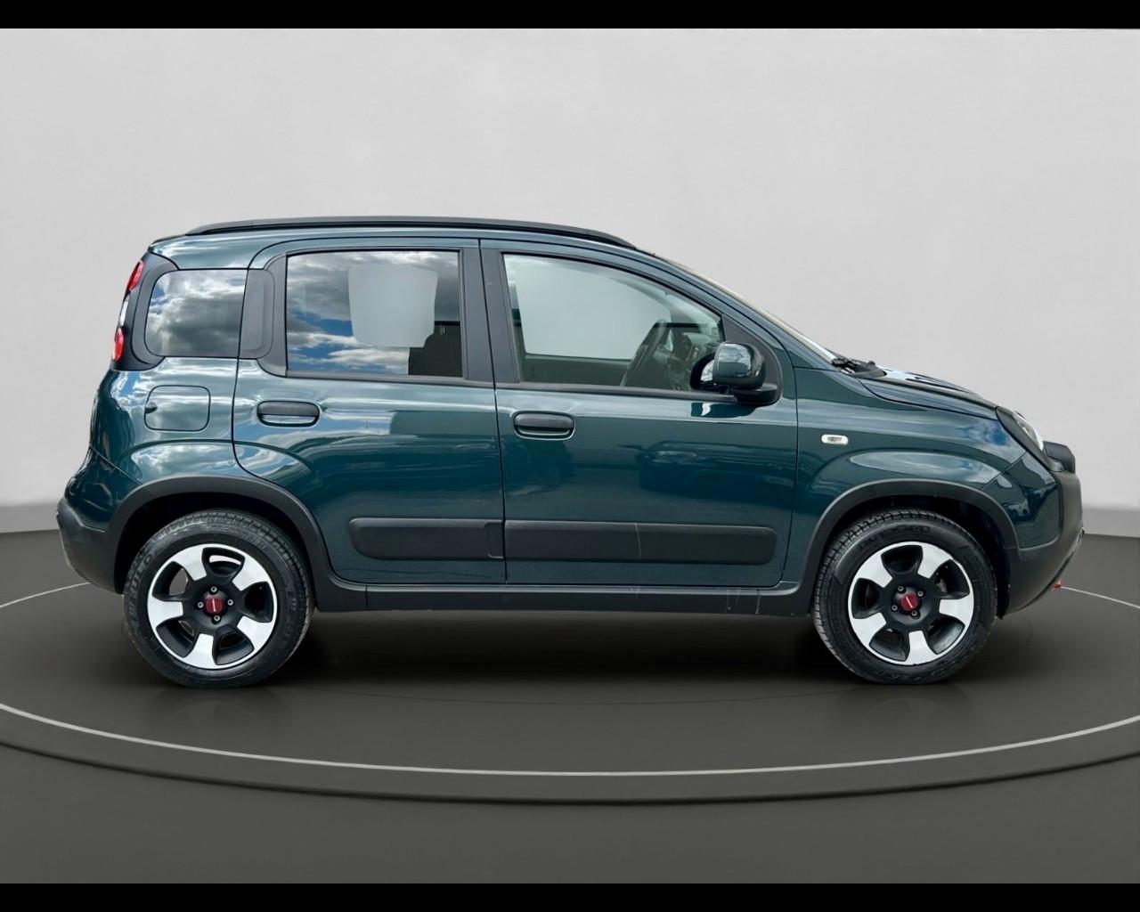 FIAT Panda III 2021 Cross - Panda 1.0 firefly hybrid Cross s&s 70cv 5p.ti