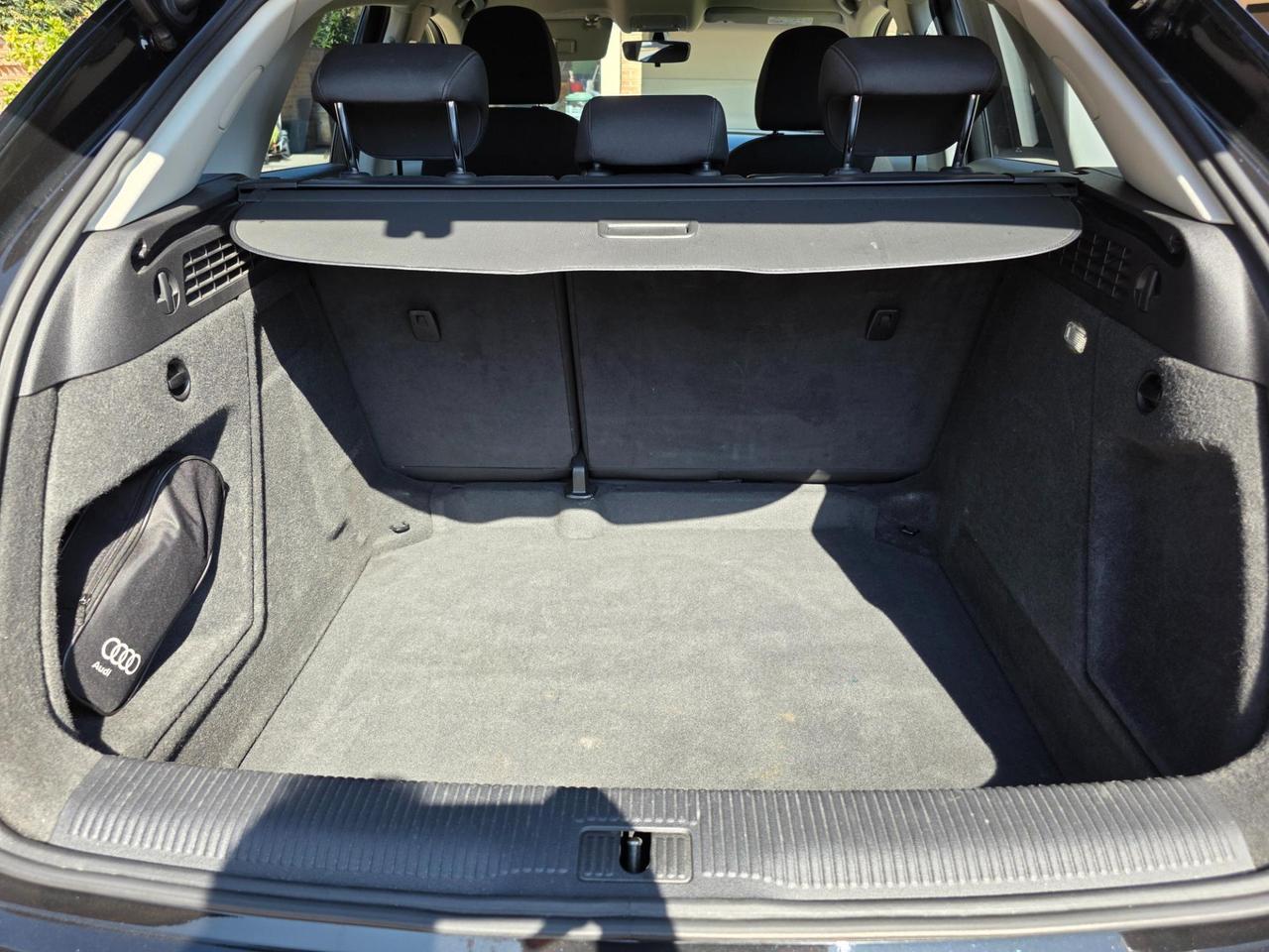 Audi Q3 2.0 tdi Sport 120cv s-tronic