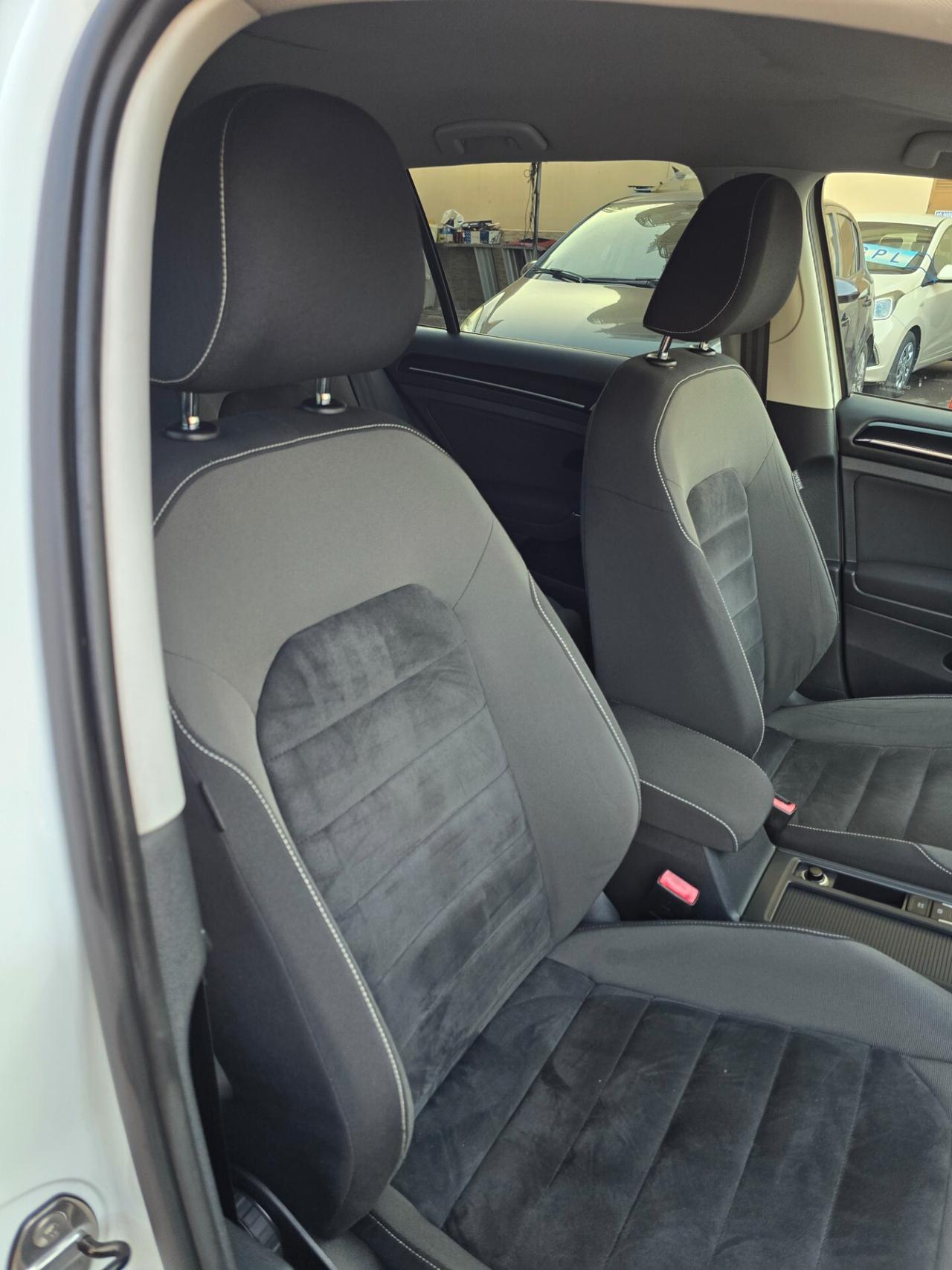 Volkswagen Golf 1.6 TDI 5p. Highline BlueMotion Technology