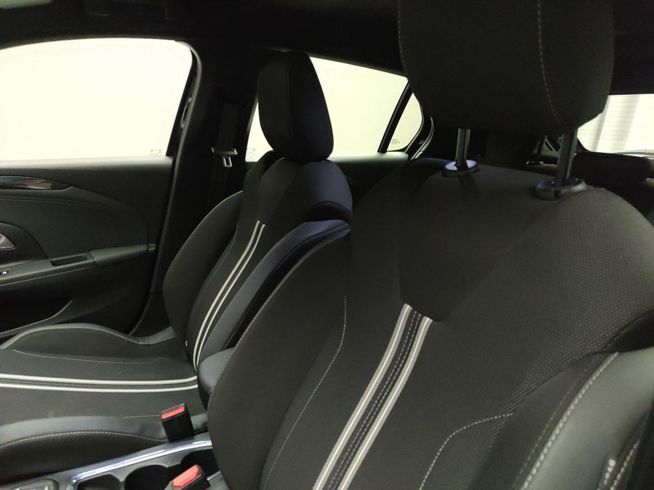 OPEL Corsa VI 2023 1.2 100CV GS AT8 (CAMBIO AUTOMATICO)