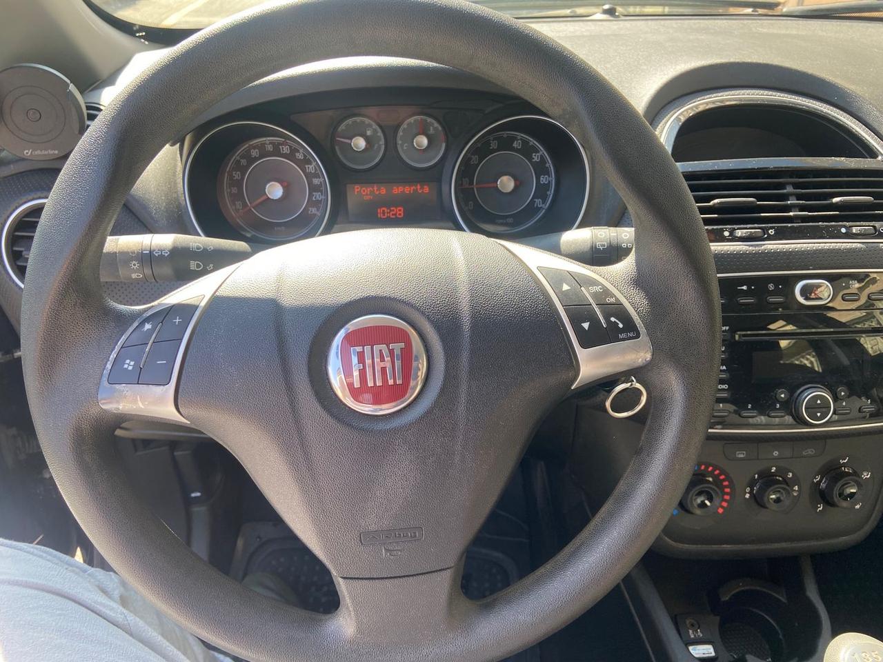 Fiat Punto Evo 1.4 Blue&Me