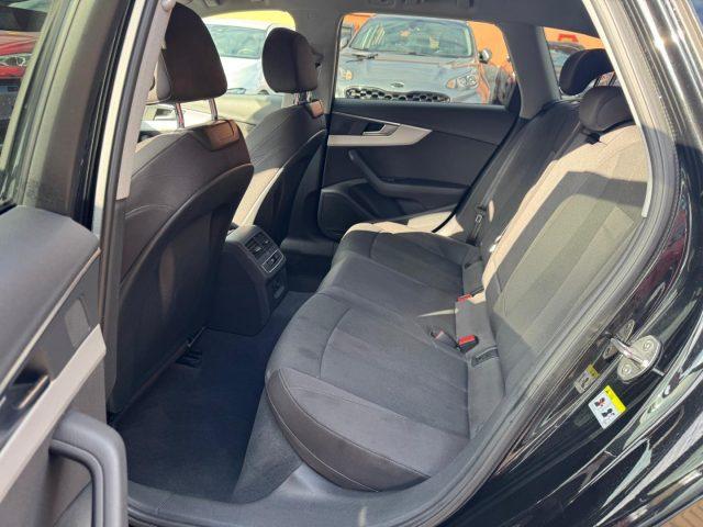 AUDI A4 Avant 40 TFSI S tronic S-line Edition