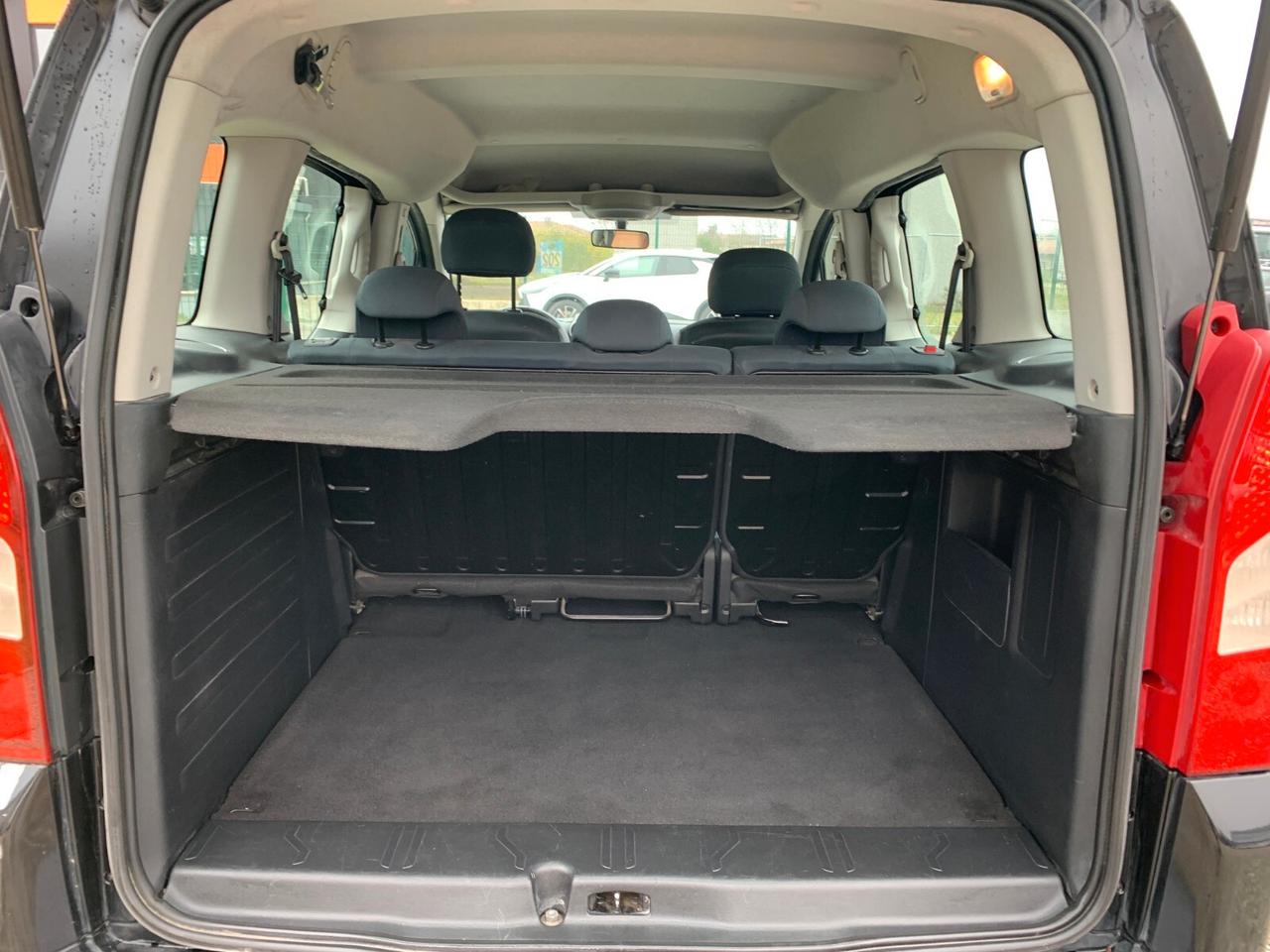 Peugeot Partner Tepee 1.6 HDi 90CV Outdoor