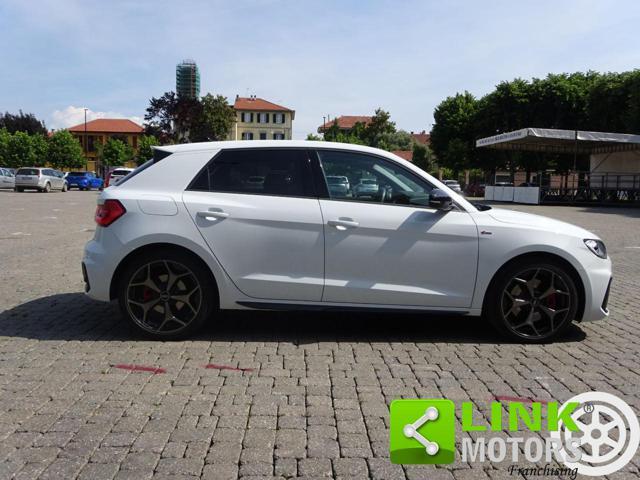 AUDI A1 SPB 40 TFSI S tronic Identity Black S Line
