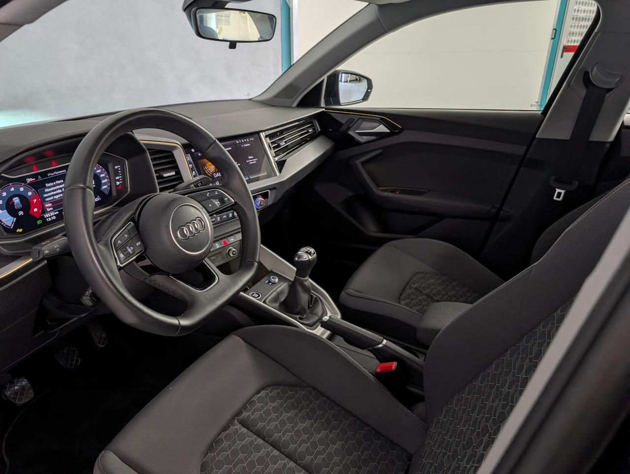 Audi A1 30 TFSI 116cv Adrenalin Black Edition S line