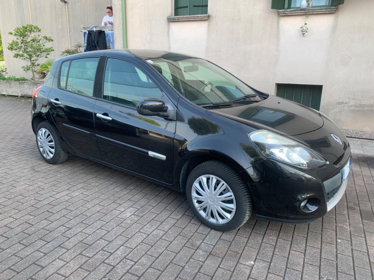 Renault Clio 1.2 16V 5 porte Live!