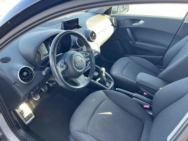 Audi A1 SPB 1.0 82CV TFSI ultra Admired