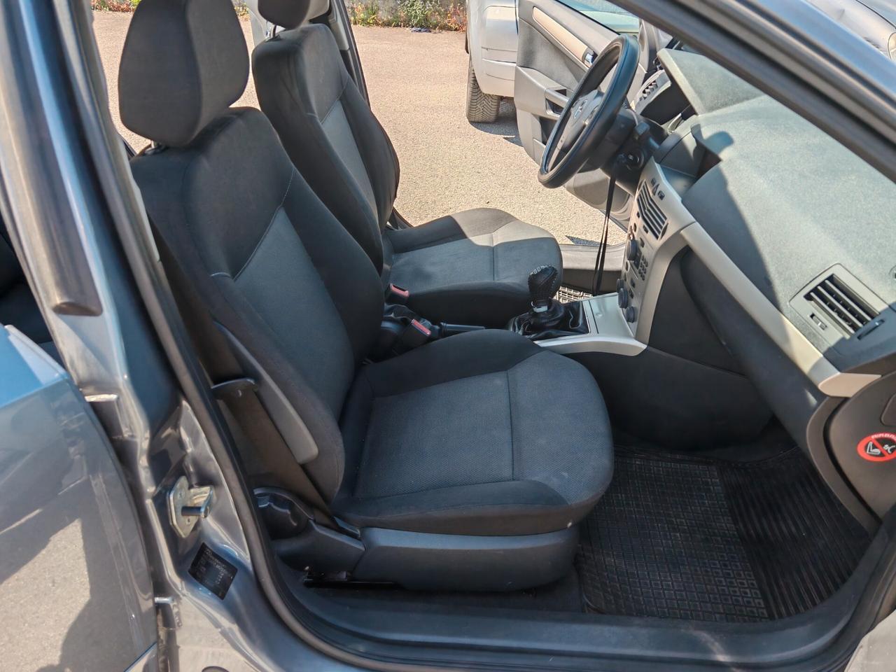 Opel Astra 1.3 CDTI 5 porte Club Unico proprietario