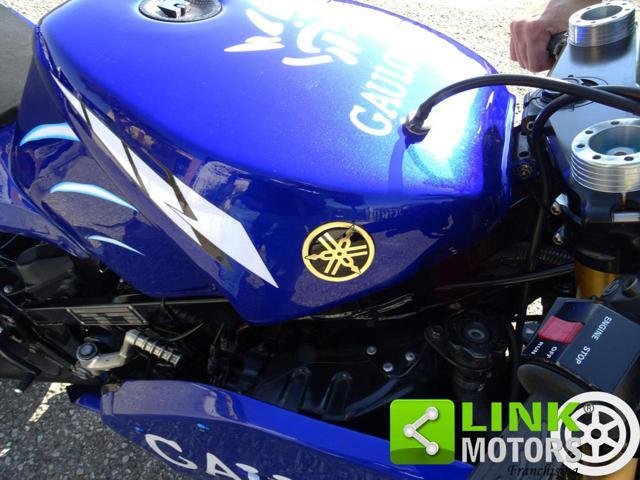YAMAHA RD 500 LC REPLICA VALENTINO ROSSI