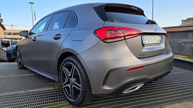 MERCEDES-BENZ A 180 PREMIUM AMG AUT GRIGIO MAGNO DESIGNO PELLE UNIPRO