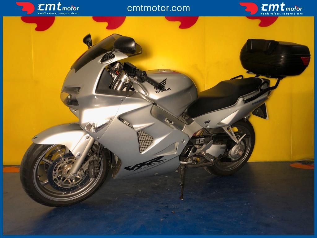 Honda VFR 800 - 2001