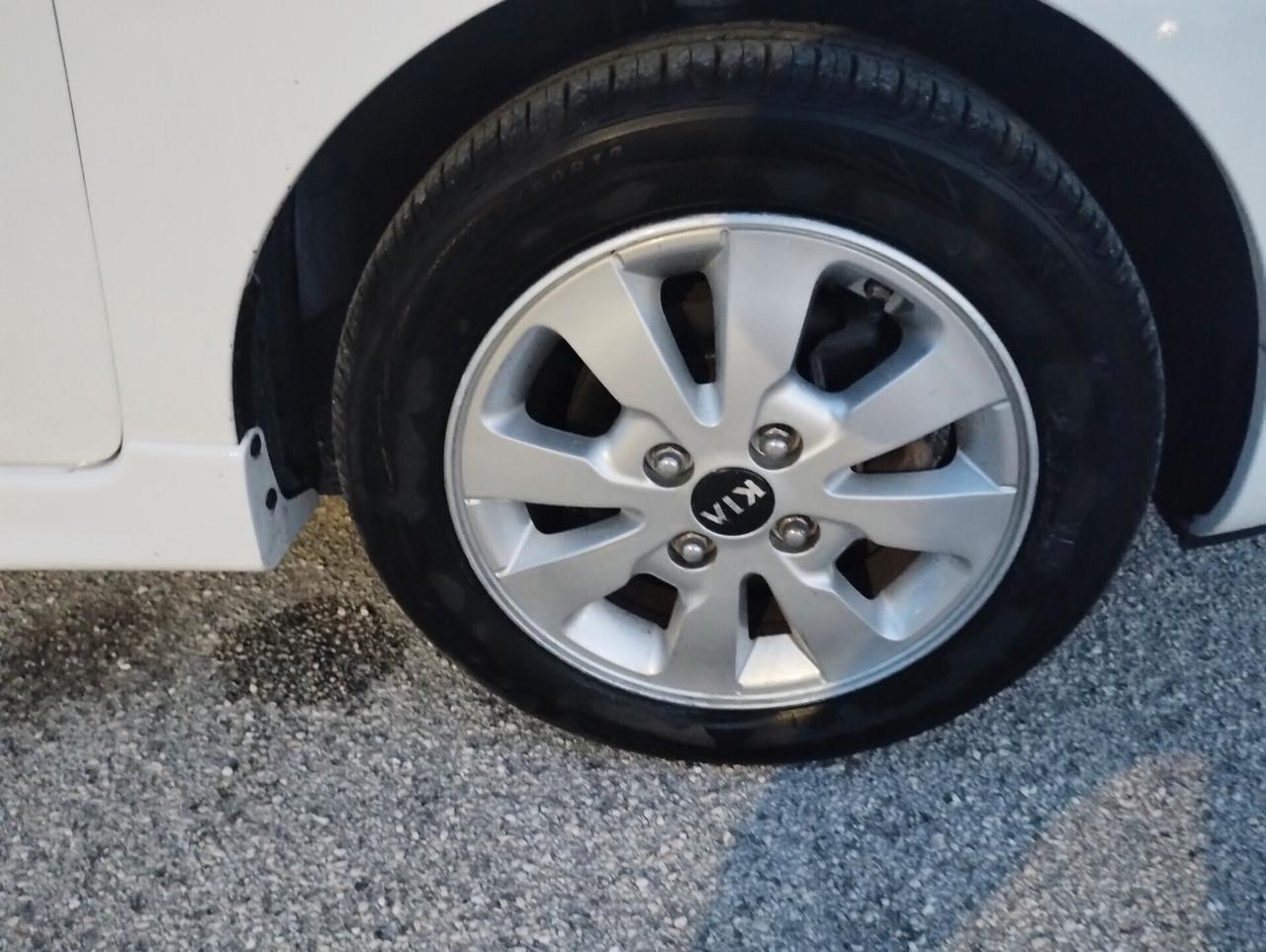 Kia Picanto 1.0 12V 5 porte Glam