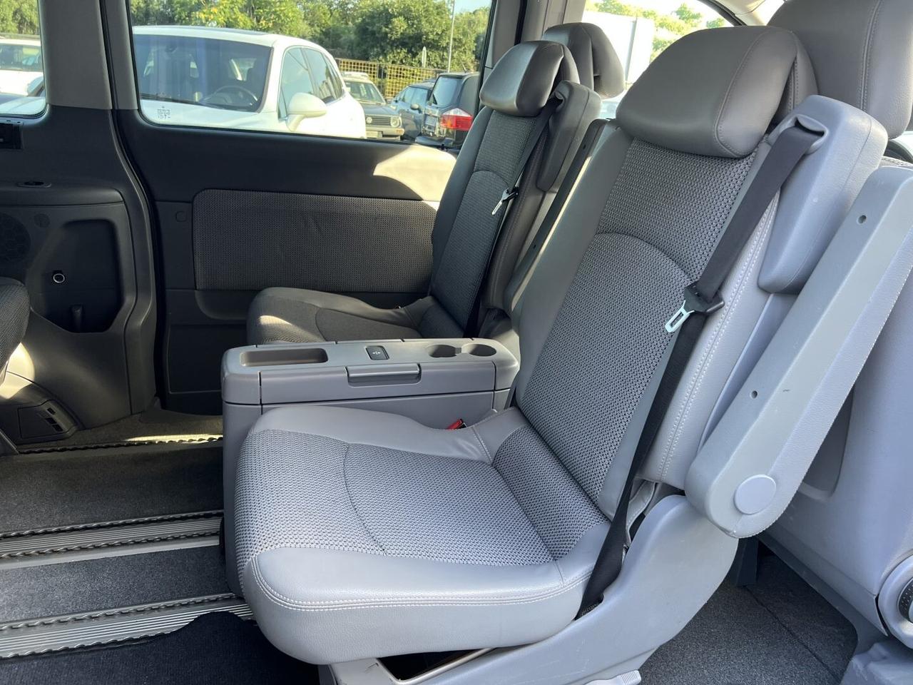 MERCEDEZ VIANO anno 2010