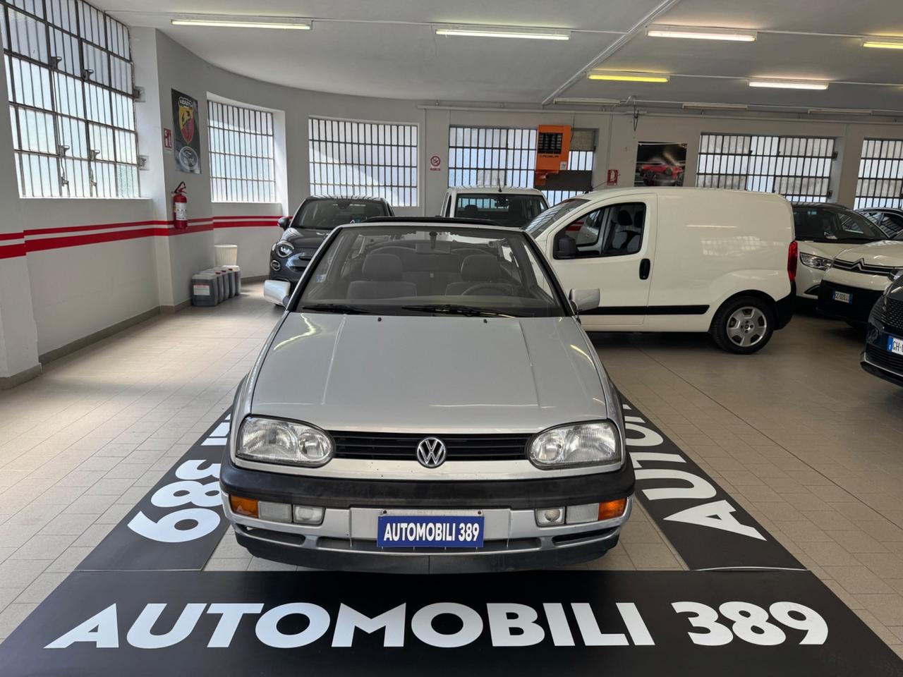 Volkswagen Golf Cabriolet 1.8 cat (75 CV) Basic