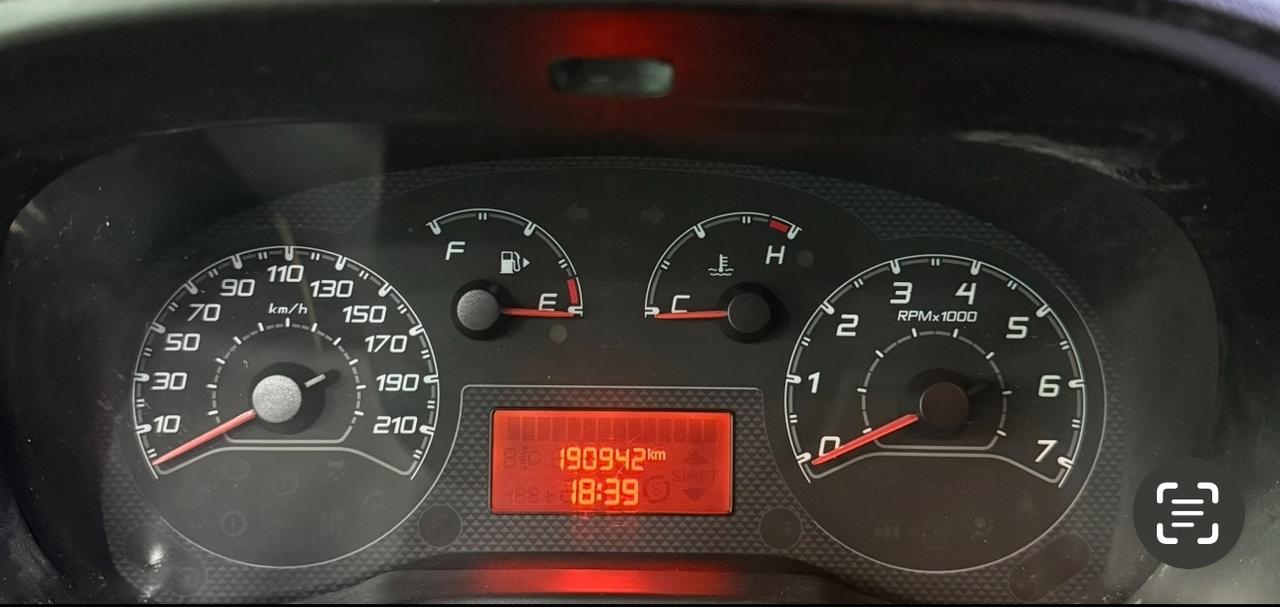 Fiat Fiorino 1.3 MJT 95CV Combinato Adventure