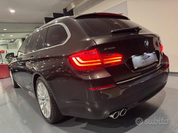 BMW 520 d xDrive Luxury Line/TETTO PANORAMICO
