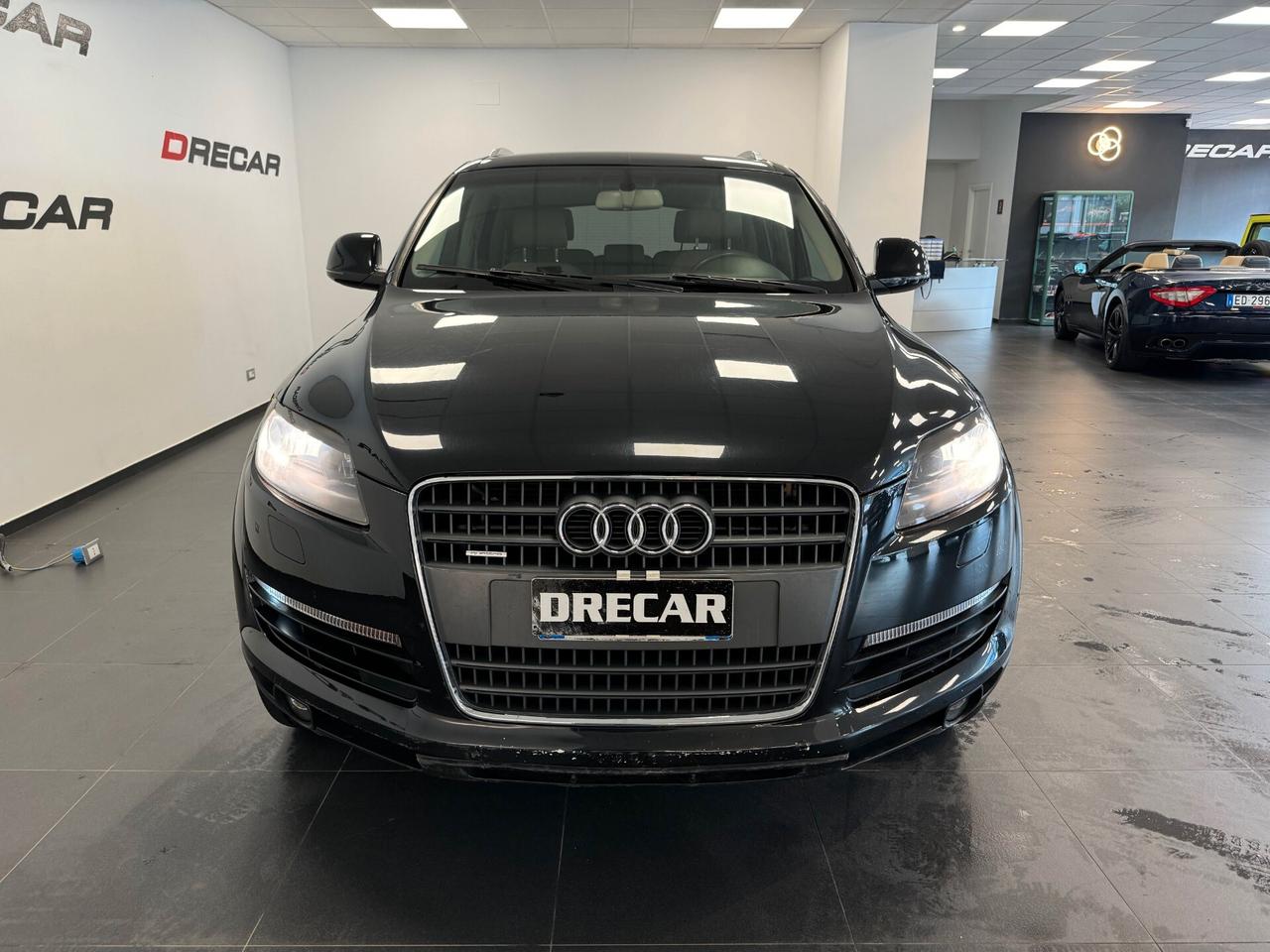 Audi Q7 3.0 V6 TDI 233CV quattro tiptronic