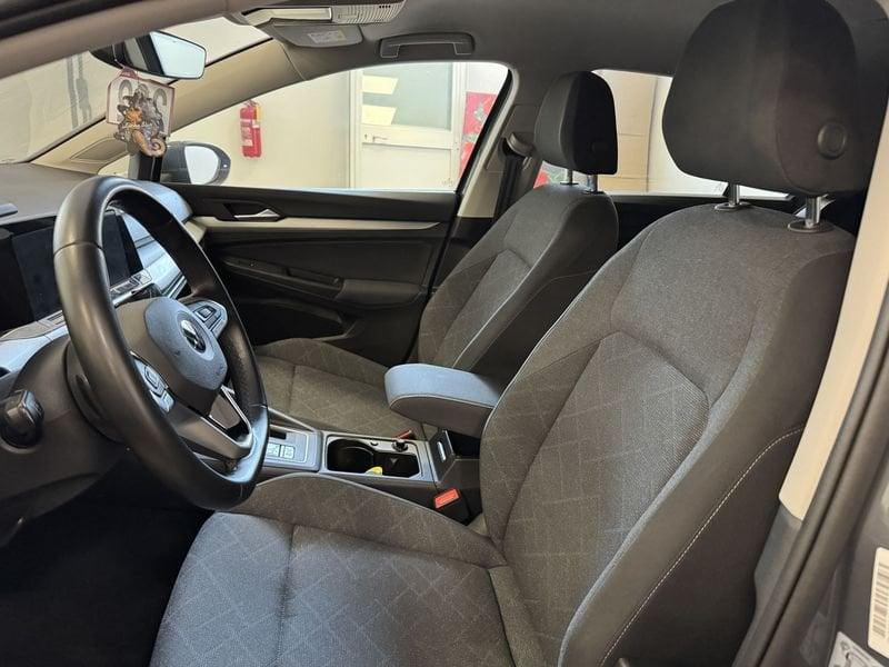 Volkswagen Golf VIII 2020 2.0 tdi Style 150cv dsg