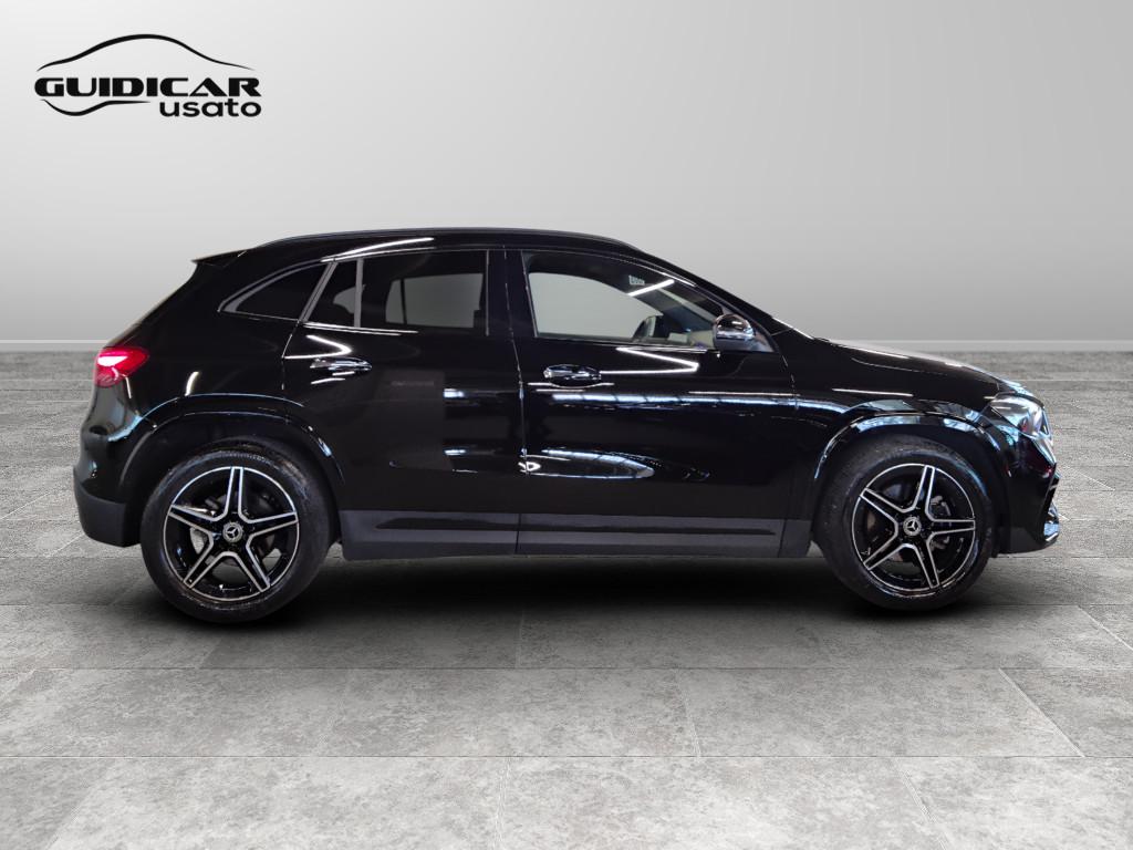 Mercedes-Benz GLA-H247 2023 - GLA 200 d AMG Line Advanced Plus auto