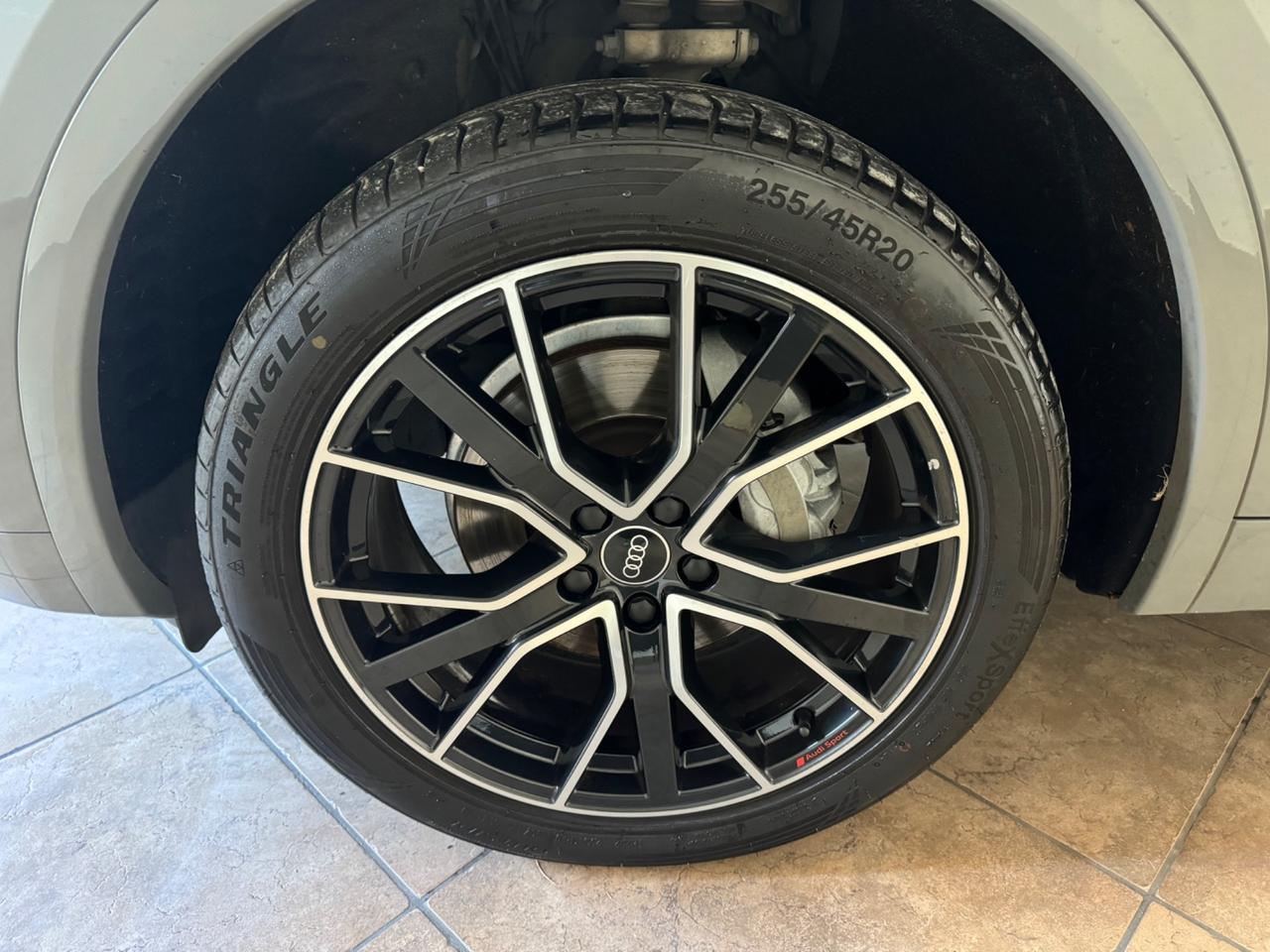 Audi Q5 40 TDI 204 CV quattro S tronic line TETTO APRIBILE