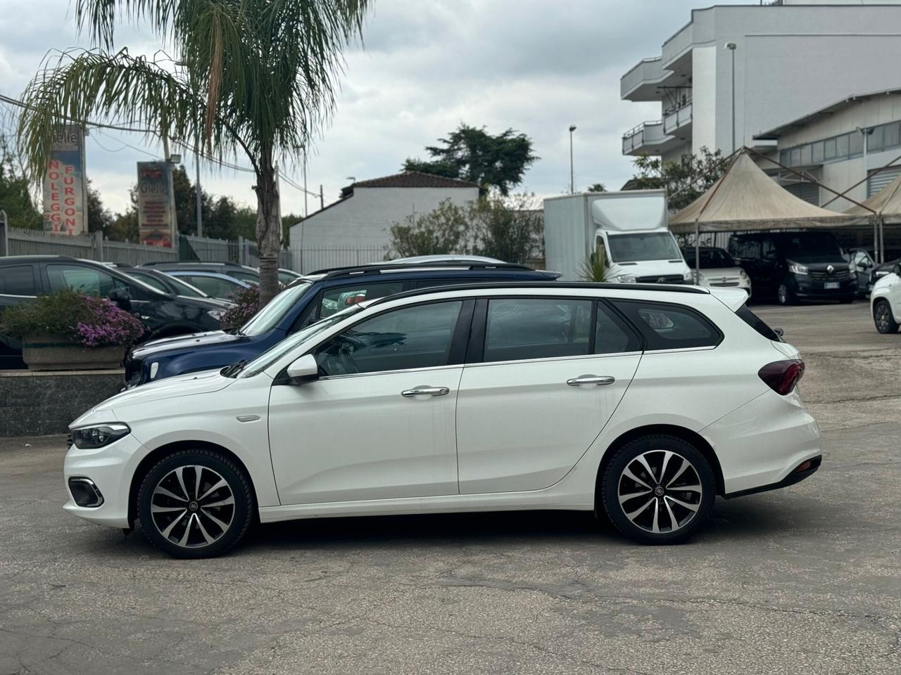 Fiat Tipo 1.3 Mjt 95 CV LOUNGE SW N1