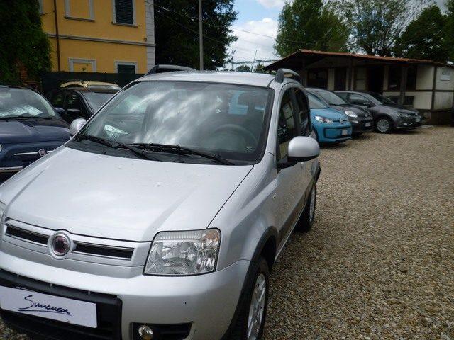 FIAT Panda 1.3 MJT 16V DPF 4x4 Climbing