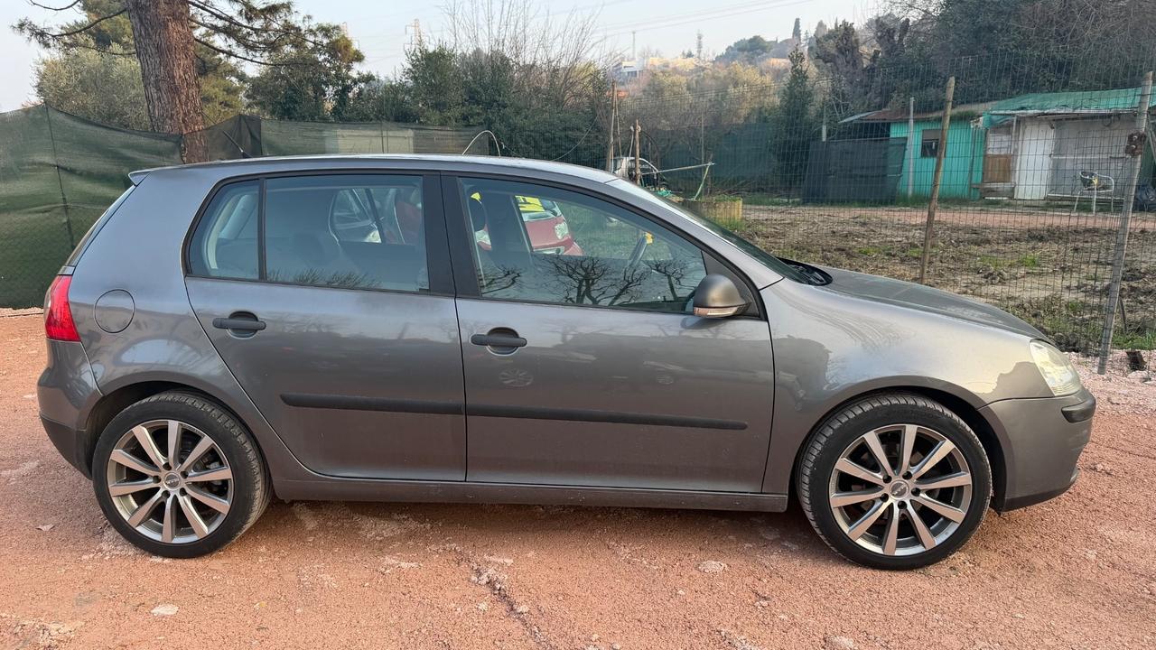 Volkswagen Golf 1.9 TDI 5p. Comfortline