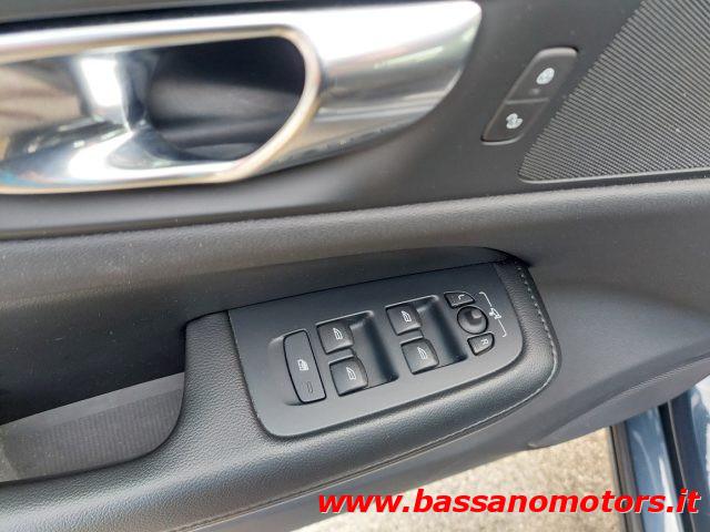 VOLVO V60 B4 (d) Geartronic Momentum Business