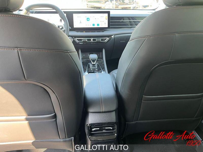 MG HS 1.5 T HEV Luxury AT