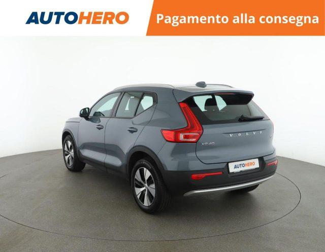 VOLVO XC40 T3 Geartronic Momentum Pro