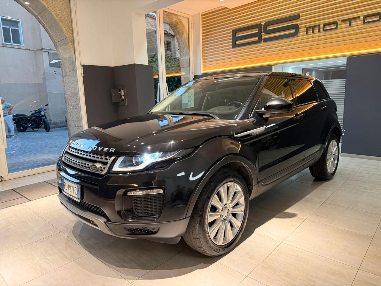 Land Rover Range Evoque 2.0 TD4 150 CV 5p. SE automatico