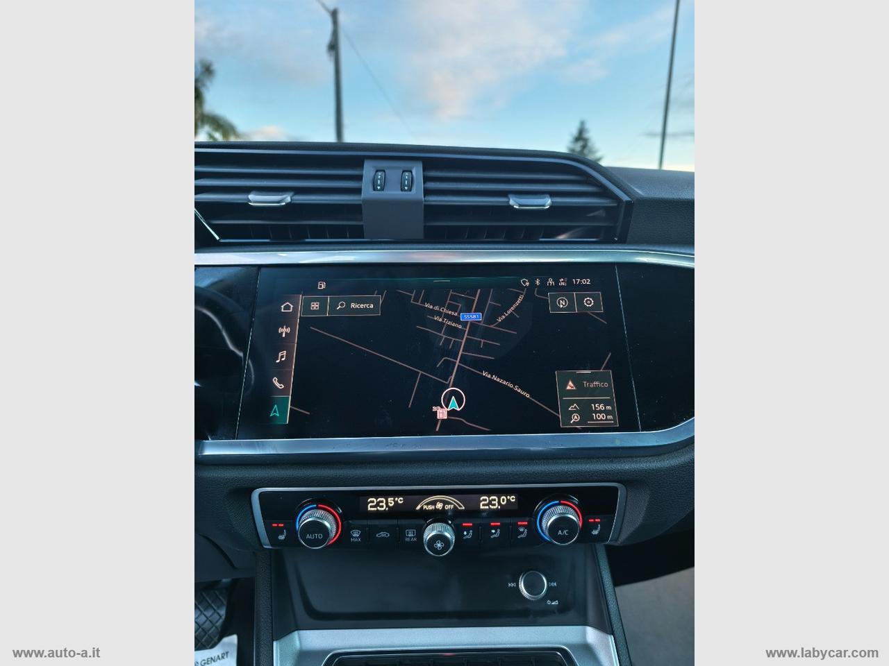 AUDI Q3 35 TDI S tronic Business Advanced