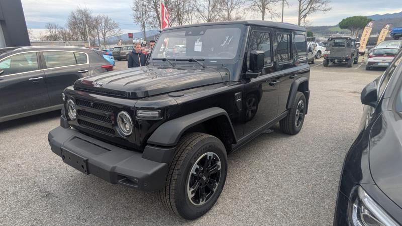 EMC 212 2.0 tgdi Adventurer 4wd 8at