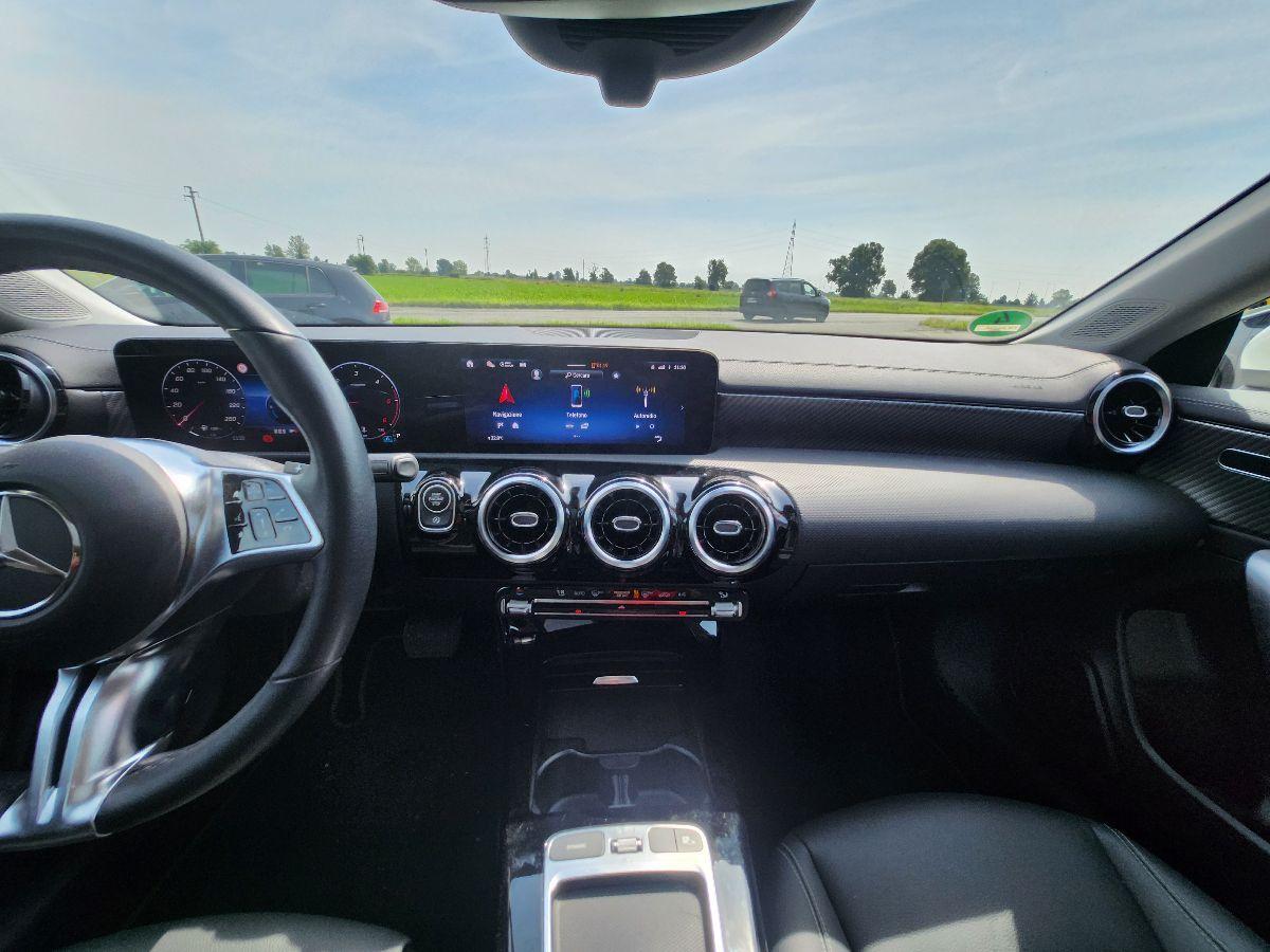 MERCEDES Classe CLA 180 d Aut. Shooting Brake Sport