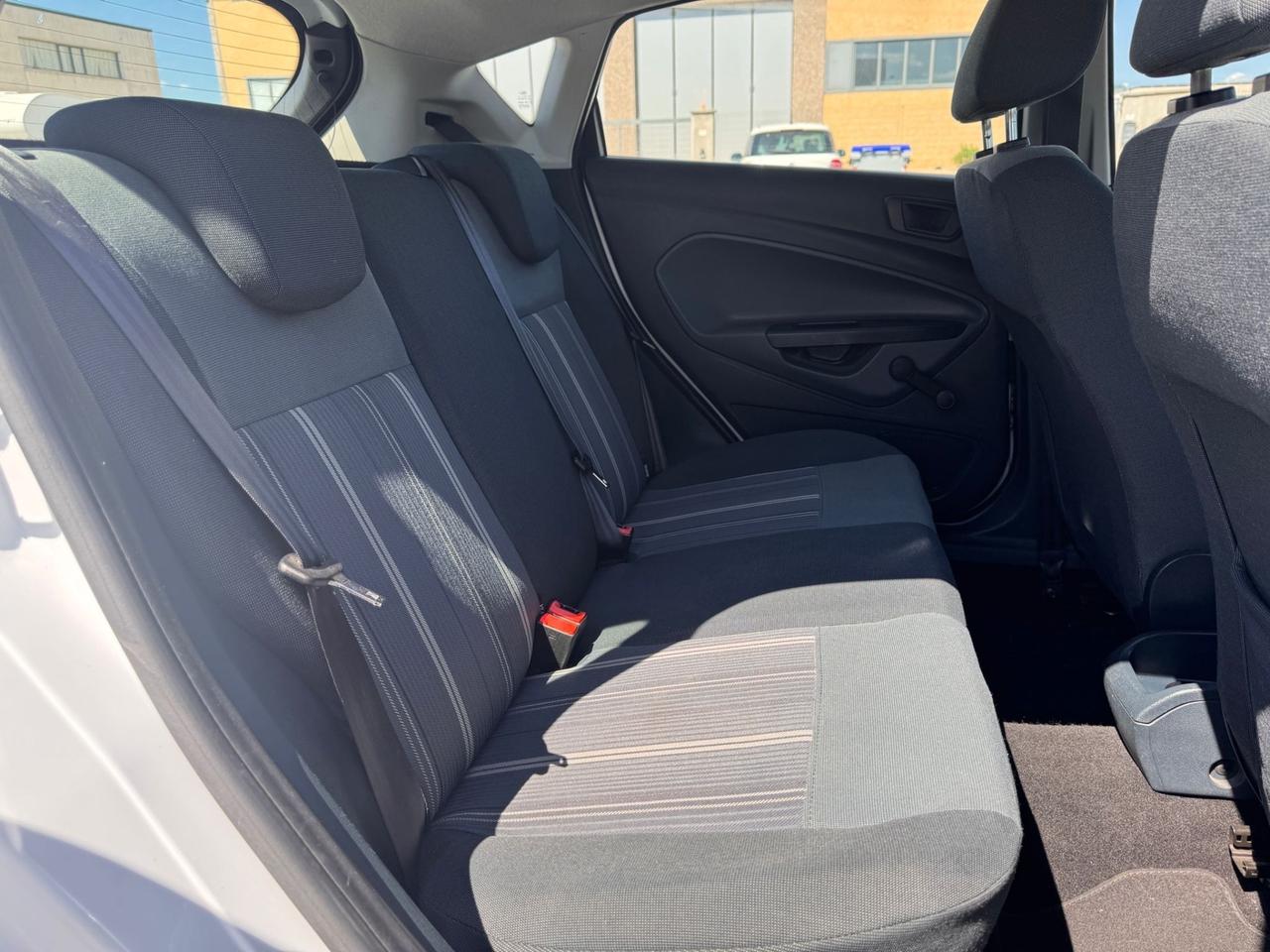 Ford Fiesta 1.2 Titanium 114000 KM GARANZIA 12 MESI