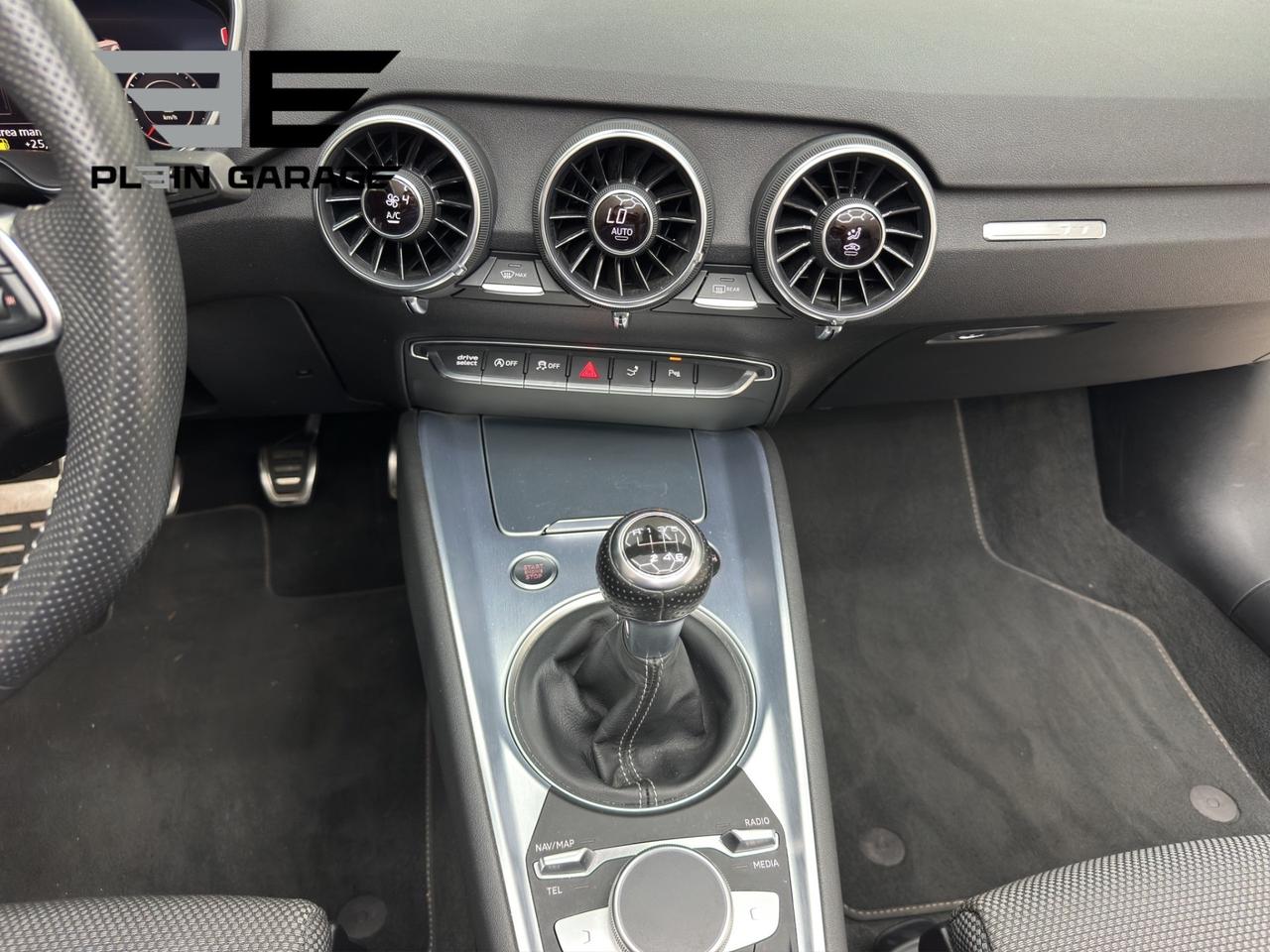 Audi TT Roadster 45 TFSI quattro S-line "MANUALE"