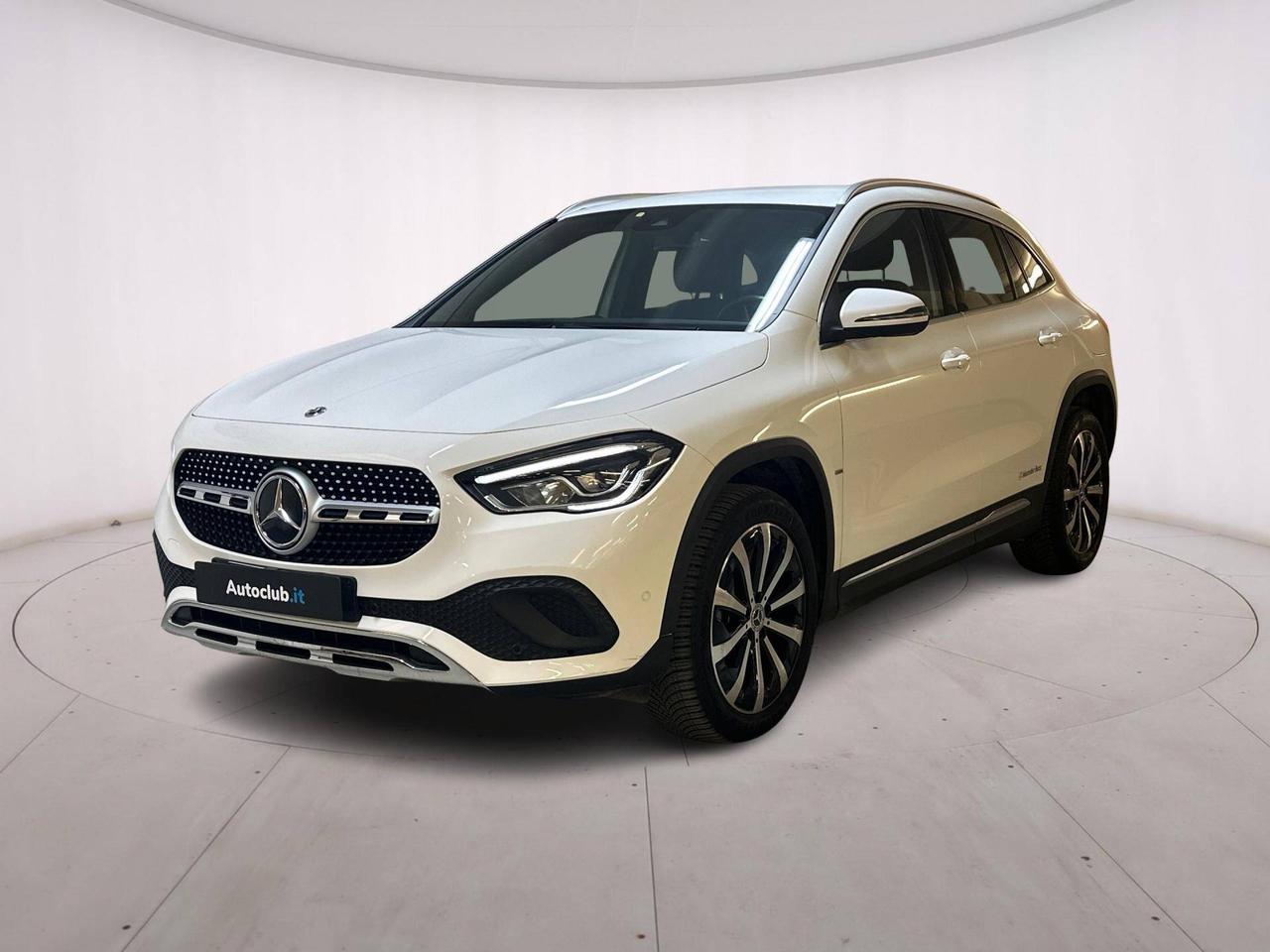 Mercedes GLA 200 d Sport 4matic