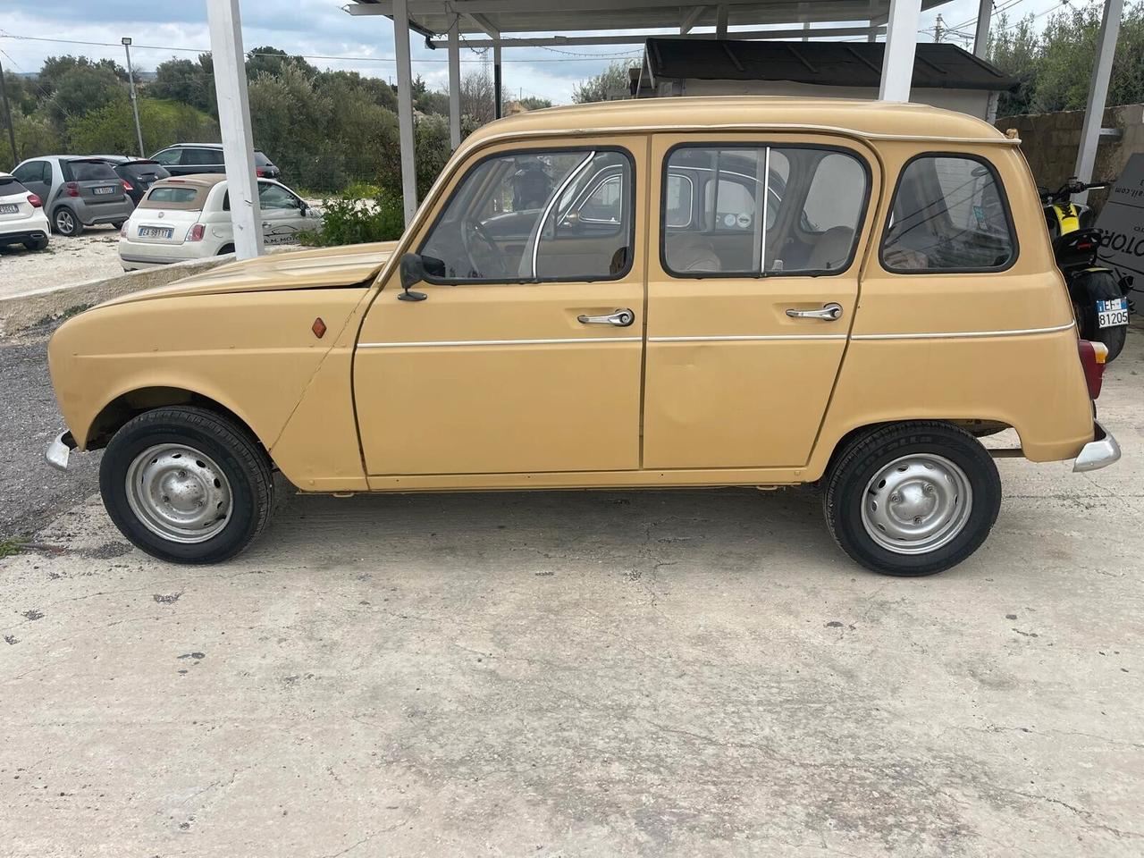 Renault R 4 RENAULT 4