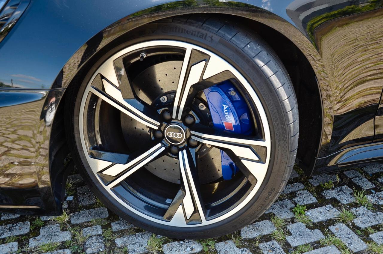 AUDI RS4 AVANT 2.9 TFSI QUATTRO 450cv TIPTRONIC, GARANZIA AUDI 9/27, CARBOCERAMICA, TETTO, B&O, DYNAMIC PLUS, MATRIX, 20", PERMUTE