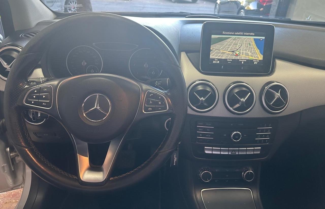 MERCEDES BENZ B 200 d AUTOMATICA SPORT NAVI TELECAMERA TUTTI I TAGLIANDI MB UNIPRO