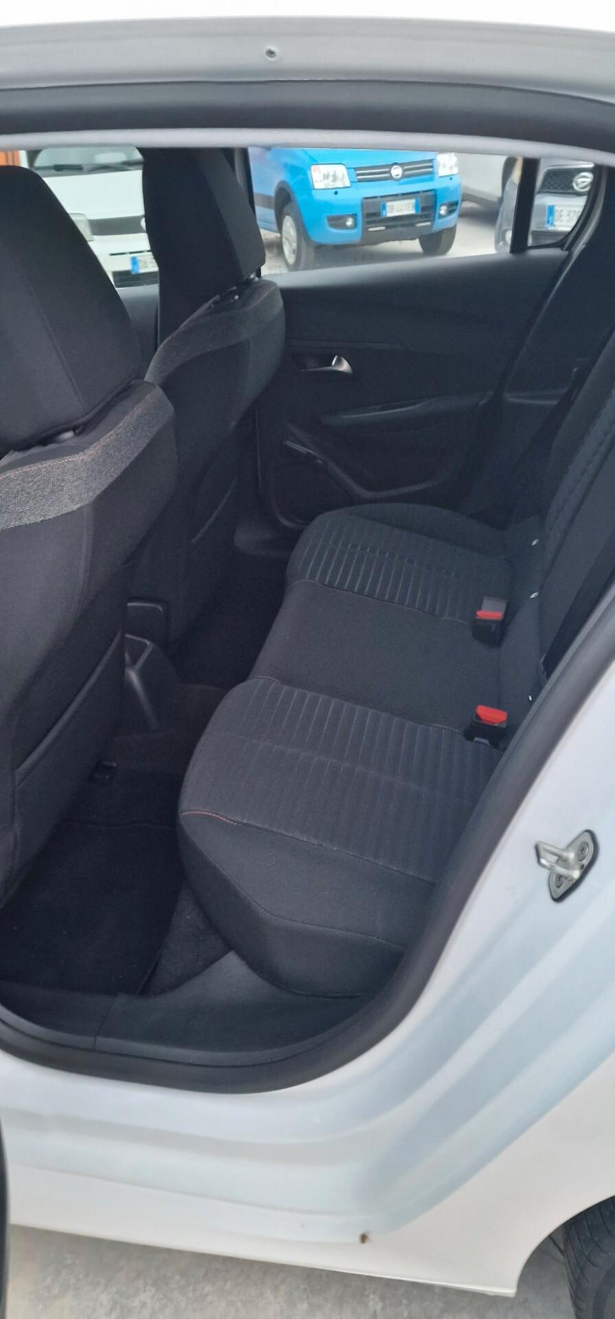 Peugeot 208 PureTech 100 Stop&Start EAT8 5 porte Active