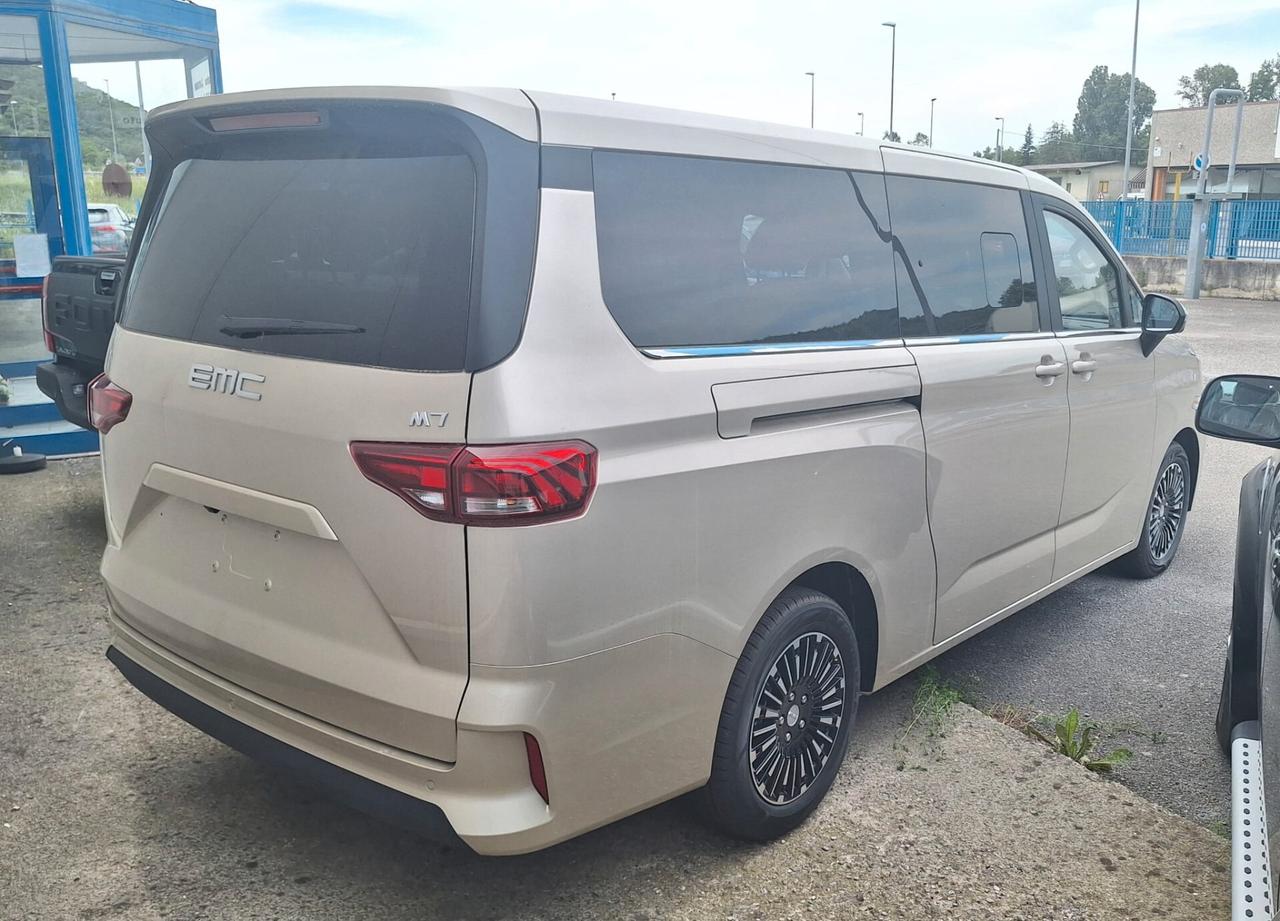 Emc9 2.0 Benzina AT 7 o 9 POSTI
