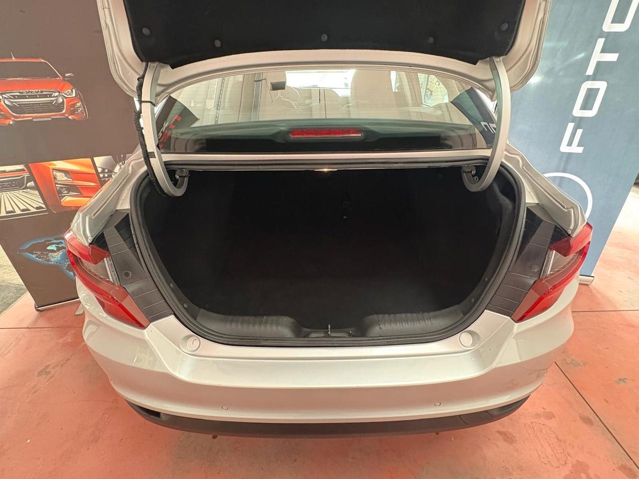 FIAT TIPO BERLINA benzina 1.4 CV 95 Con Km 101.040 certificati Garanzia 12 mesi